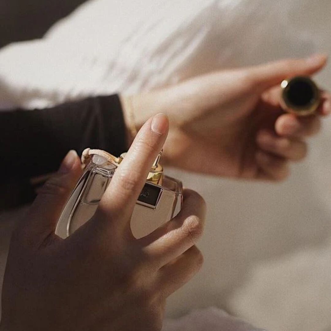 5 astuces pour faire durer votre parfum toute la journée